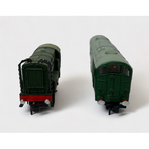 468 - Two boxed Hornby-Dublo ‘OO’ gauge Locomotives (2-Rail), comprising, 2231 0-6-0 Diesel-Electric Shunt... 