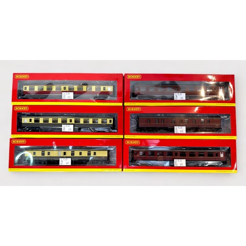 471 - Six assorted boxed Hornby ‘OO’ gauge BR Mk I passenger coaches, comprising, R4519 Tourist Parcels Br... 