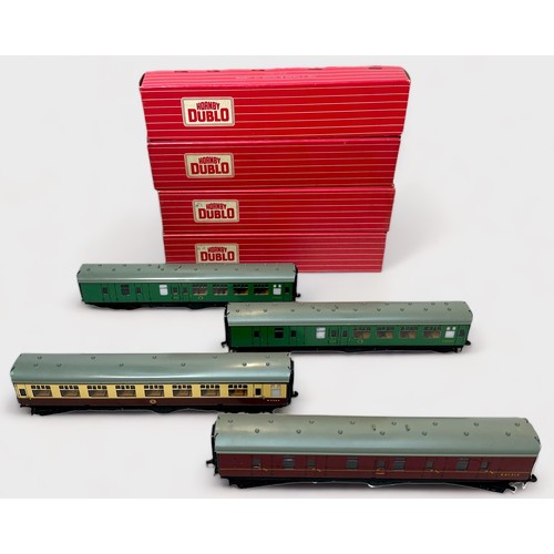 477 - Thirteen various boxed Hornby-Dublo rolling stock, corridor coaches, restaurant car, passenger brake... 