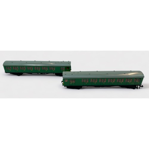 482 - Two boxed Hornby-Dublo 4150 S.R. Electric Driving Trailer Coaches, housed in original boxes