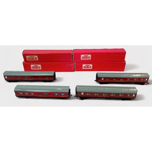 481 - Ten various boxed Hornby-Dublo rolling stock, coaches and sleeping cars, etc., to include, 4049 B.R.... 