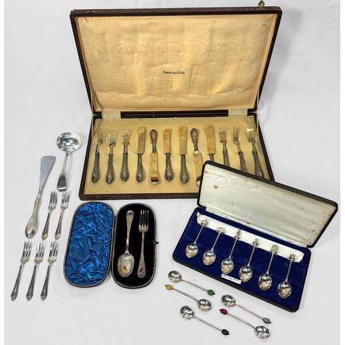 102 - A collection of assorted silver flatware comprising a Georgian ladle by Thomas Wilkes Barker, hallma... 