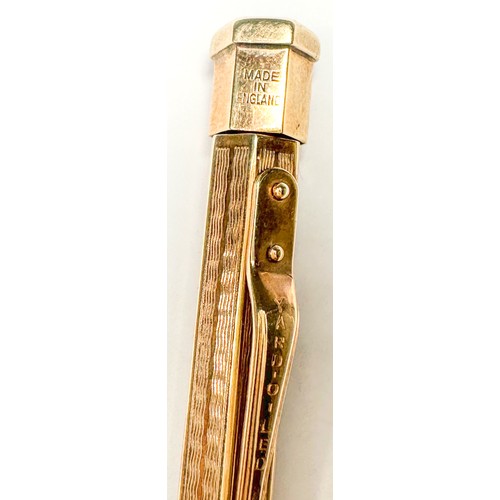 223 - A 9ct Gold 'Yard-O-Led' Propelling Pencil by Johnson Mathey & Co, of hexagonal form with engine turn... 