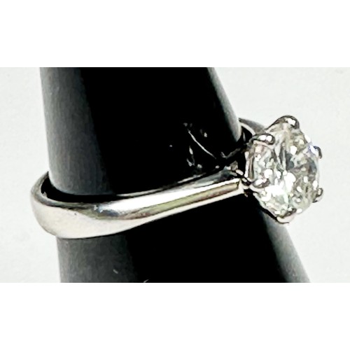 240 - An 18ct white gold solitaire diamond ring, six-claw set with a round brilliant cut diamond, I colour... 