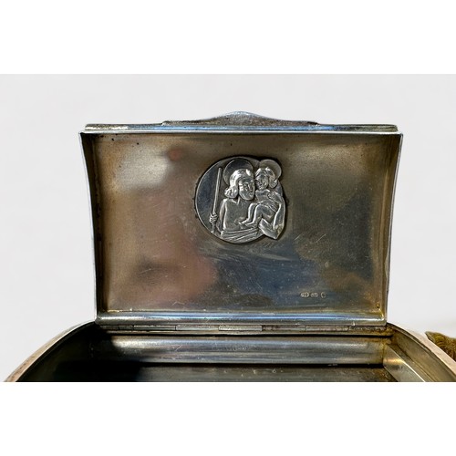 123 - A late 19th century Continental Silver and silver-gilt cigarette box and 'perminent match' striker, ... 