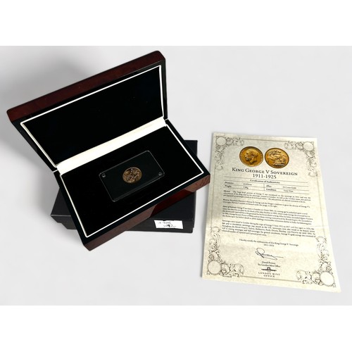 282 - A George V Gold Sovereign, 1914, 22ct, 7.98g, Very Fine, in two-piece plastic capsule, fitted displa... 