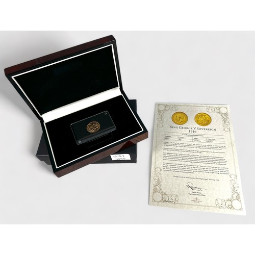 284 - A George V Gold Sovereign, 1916, 22ct, 7.98g, Very Fine, in two-piece plastic capsule, fitted displa... 