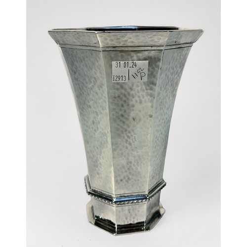 127 - An Edwardian Arts and Crafts style silver vase by Carrington & Co (John Bodman Carrington) of taperi... 