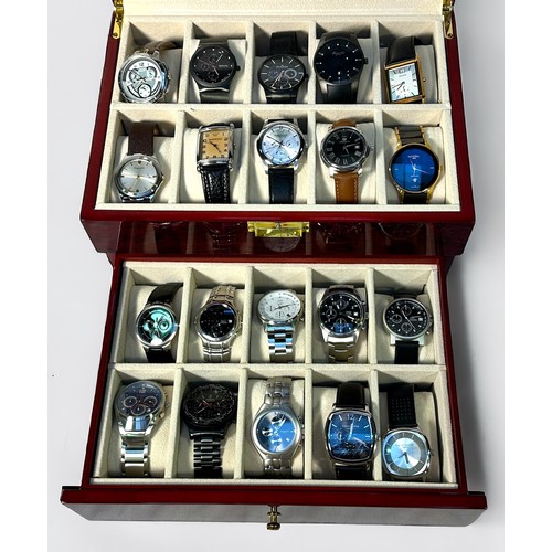 170 - A collection of 20 assorted gents wristwatches, including a Citizen Elegance, King Quartz examples, ... 