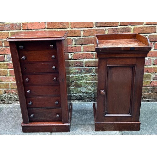 698 - A Victorian mahogany Wellington chest, with seven graduated drawers, turned pulls and flushed brass ... 