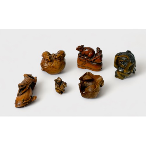 89 - Six various Japanese carved and stained boxwood Netsuke, signed, including two rats on a boot, three... 