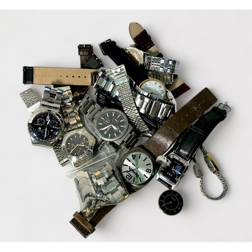 186 - A collection of assorted gents and ladies vintage wristwatches, including a Niso manual wind watch, ... 