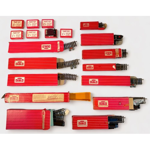 402 - A collection of various boxed Hornby-Dublo ‘OO’ gauge track and pointwork, to include, 4 x Electrica... 