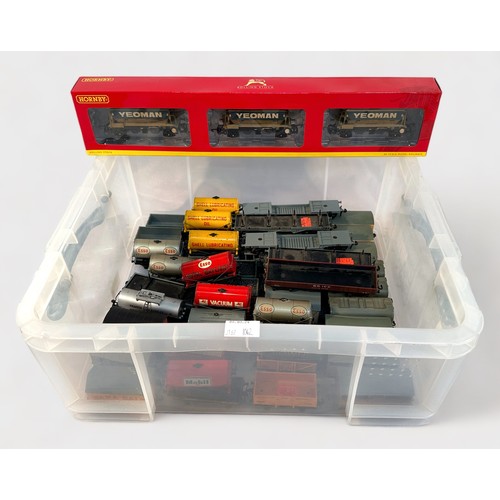 410 - Approximately fifty various Hornby-Dublo ‘OO’ gauge unboxed tin-plate, die-cast and plastic freight ... 