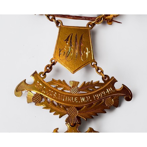 149 - An 18ct gold Masonic jewel, awarded by the Chap. Abbotsford No.14 lodge and to Bro. Jas. Meikle, W.P... 