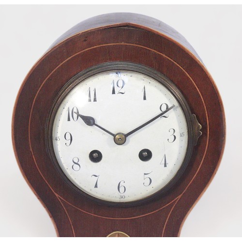 523 - An Edwardian balloon mantel clock, with French eight-day movement by Japy Freres, striking a gong, w... 