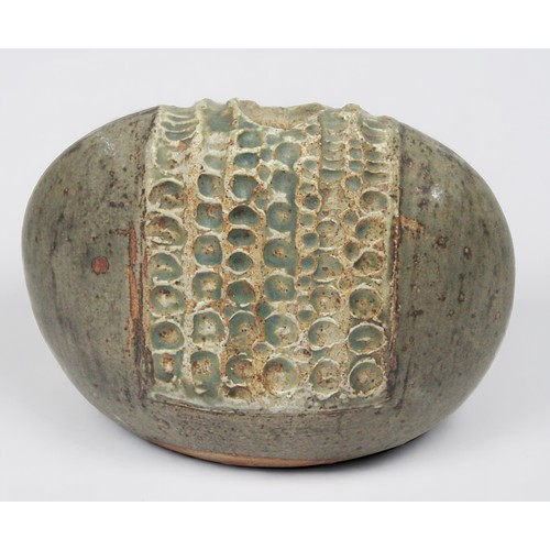 26 - Alan Wallwork (1931-2019), Stoneware 'pebble' vase of compressed ovoid form with impressed decoratio... 