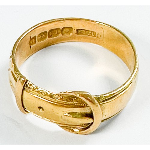 171 - An 18ct gold buckle ring, weighs 7.7 grams.