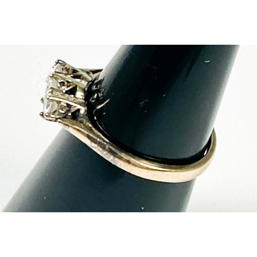 161 - A 9ct yellow gold ring, claw set with 3 x round diamonds, estimated total diamond weight 0.33cts, ri... 