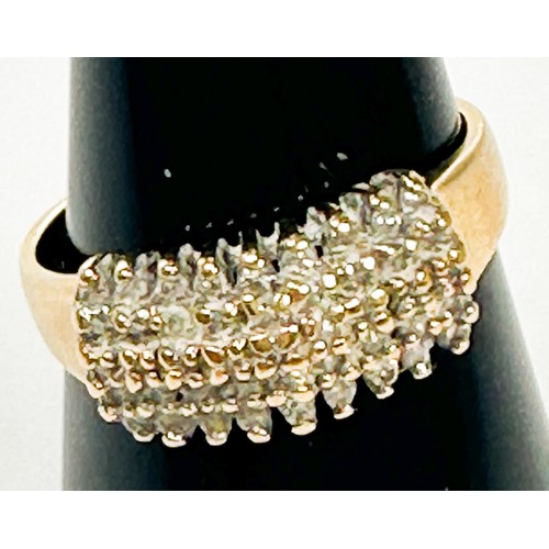 162 - An 18ct yellow gold dress ring, set with 5 x rows of small diamonds, estimated total diamond weight ... 