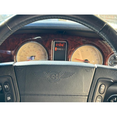1 - Bentley Arnage R, 6750cc V8 Twin Turbo, Black coachwork with matching black leather upholstery and w... 