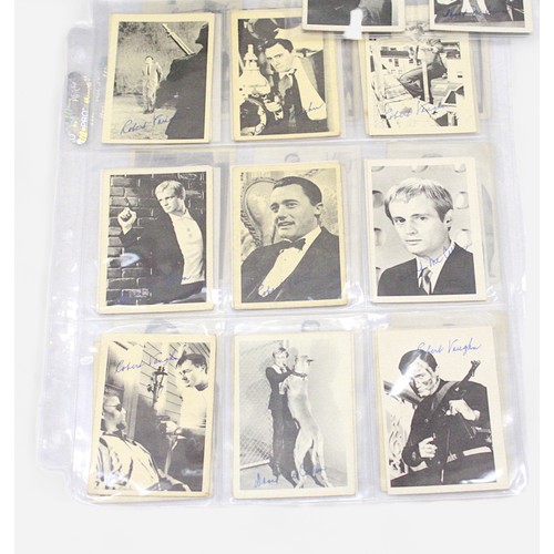 323 - A collection of British Victorian and 20th Century cigarette cards, comprising complete and part set... 