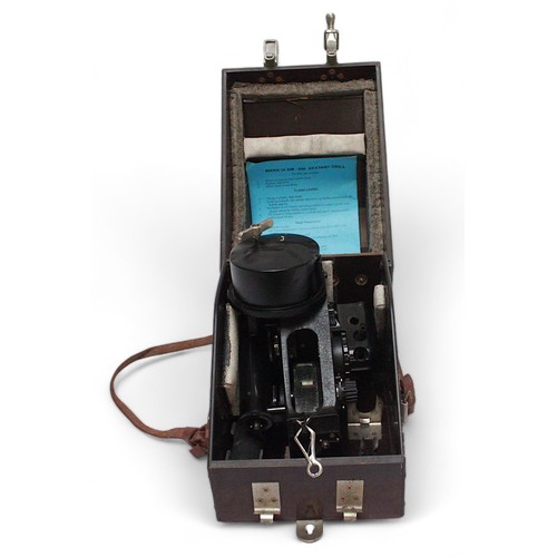 257 - A WWII Air Ministry R.A.F. Bubble Sextant Mk IX A, 6B/218, no. 6999/43, dated 1943, serial no. 10099... 