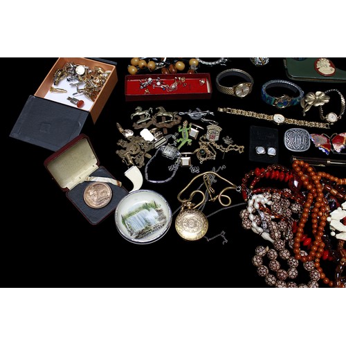 241 - A good collection of assorted mixed costume jewellery, including a collection of various antique and... 