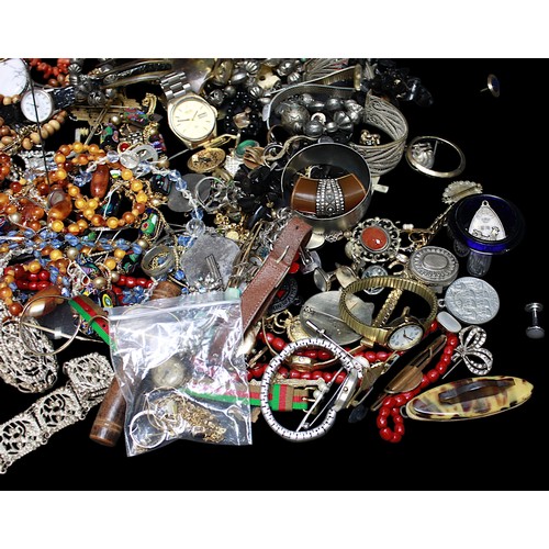 241 - A good collection of assorted mixed costume jewellery, including a collection of various antique and... 