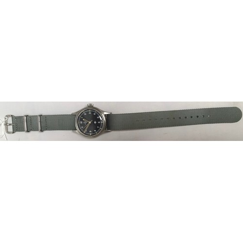 217 - A gents stainless steel Omega ‘Fat Arrow’ British RAF wristwatch, dated 1953, ref. 2777-1 SC, the bl... 