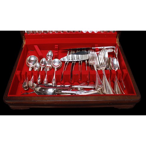 29 - A canteen of silver-plated cutlery, with beaded decoration, by Eben-Parker Ltd, eight person setting... 