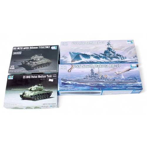 438 - Sixteen assorted boxed unassembled Trumpeter US military plastic scale model build kits, comprising ... 