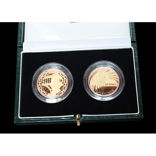 689 - The United Kingdom Two £2 Gold Proof Set 2006 comprosing two £2 coins: 'The Man' designed by Rod Kel... 