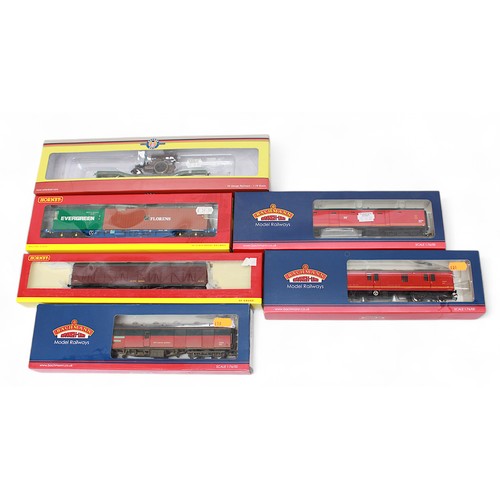 473 - Twenty-three various boxed ‘OO’ gauge model railway rolling stock, including Hornby and Bachmann Bra... 