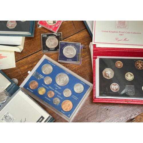 877 - A collection of assorted Royal Mint proof coin sets including 1988, 1989, 1991, 1992 and 1993 etc. t... 