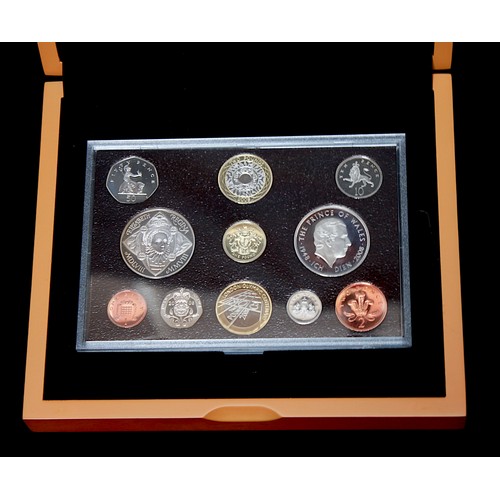 737 - Three various Royal Mint United Kingom Executive Proof Sets comprising 2008, 2007 and 2005, each in ... 