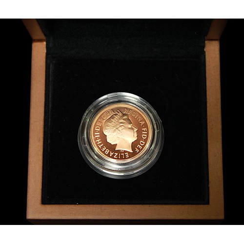 764 - A Royal Mint ERII 2012 22ct gold ‘Timothy Noad’ proof struck Sovereign, IRB portrait, gross weight a... 