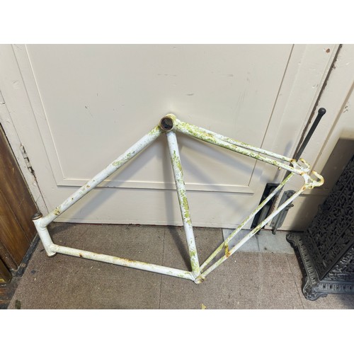 249 - A collection of 6 bike frames, various examples including MBK racing and Raleigh (in need of -re-chr... 