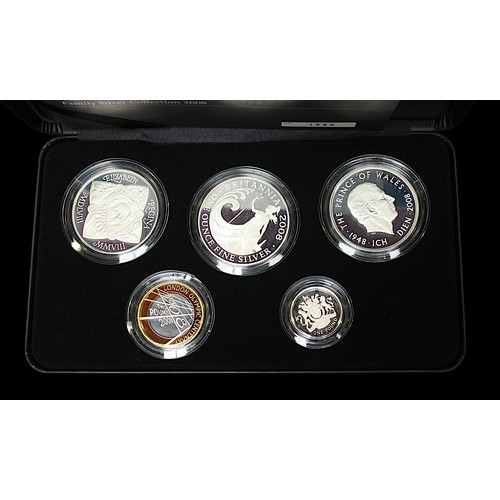 817 - The United Kingdom Family Silver Collection of 2007 comprisimng 6-coins, and United Kingdom Family S... 