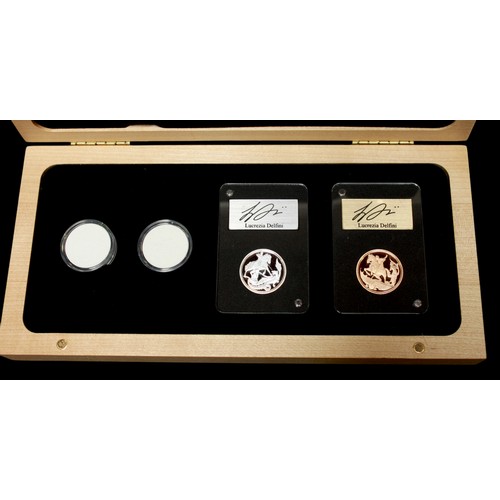 809 - A 2022 Proof Sovereign Artist Edition Set, 0001/0100, comprising .916Au gold sovereign with Timothy ... 