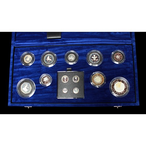 814 - The United Kingdom Millennium Silver Collection, 2000, 13-Coins including Maundy Set, in plastic cap... 