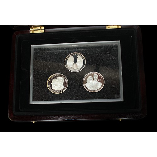 828 - Two Royal Mint cased sets, ‘The 2011 Royal Wedding Silver £5 Coin Set’ and the ‘2008 United Kingdom ... 