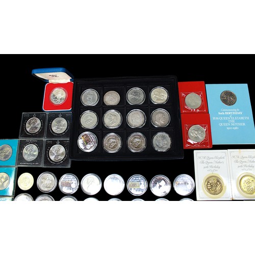 811 - A collection of assorted 19th century silver crowns, including a George III example, together with a... 