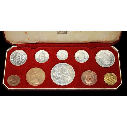 826 - A Specimen Set ERII Crowned 2nd June 1953, 10-coins, uncirculated with lustre, in original gilt-tool... 