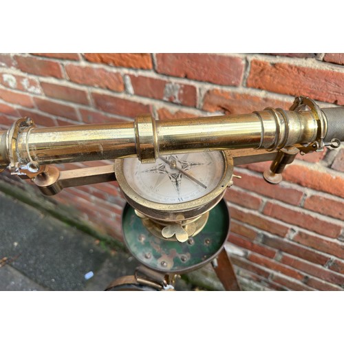 7 - A WW1 Admiralty Pattern brass sighting telescope by Watson & Sons Ltd, No. IV Mark III, No.7943 with... 