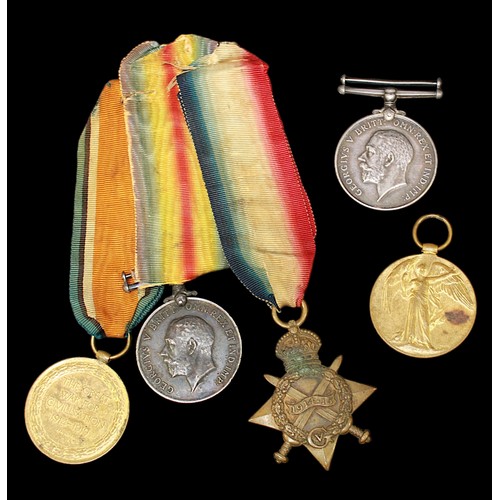 152 - Two various WW1 medal groups associated to the previous 'Punton' lot, comprising 1914-15 Star, Great... 