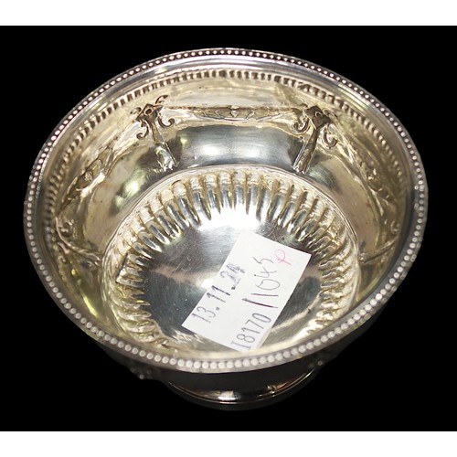 313 - A George III small silver bowl, with beaded rim, relief moulded swags to side and raised on circular... 