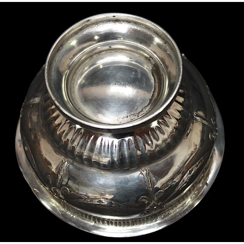 313 - A George III small silver bowl, with beaded rim, relief moulded swags to side and raised on circular... 