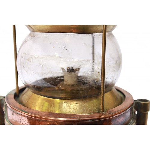 15 - An Eli Griffiths & Sons, Birmingham, copper and brass dual port/starboard and anchor light, with ris... 