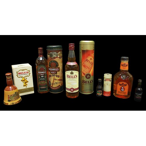 232 - A small collection of assorted whisky comprising Old Grand Dad Bourbon Kentucky Straight Bourbon Whi... 